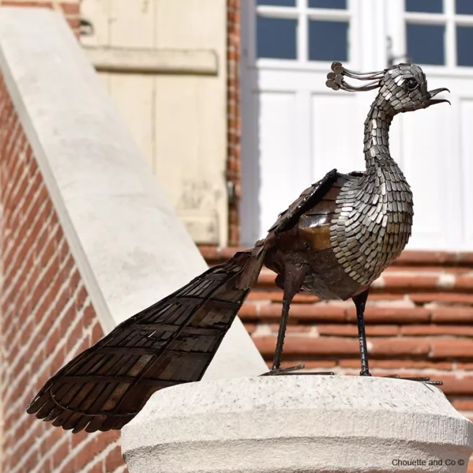 Paon lamelles galvanisées queue vers le bas