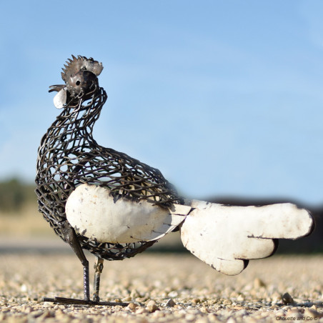 Poule blanche wire