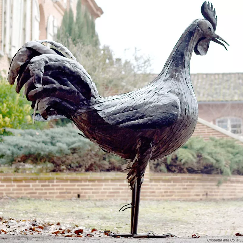Coq lamelles en metal recyclé