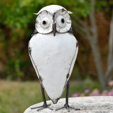 Hibou blanc yeux ronds, sculpture à poser en métal recyclé