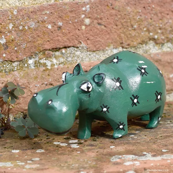 Hippopotame en bois peint à la main
