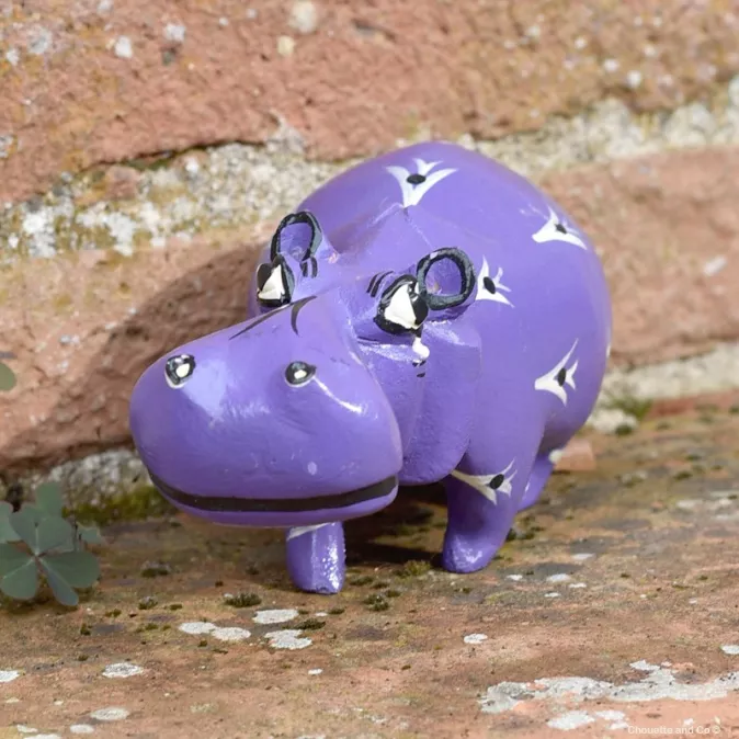 Hippopotame en bois peint à la main