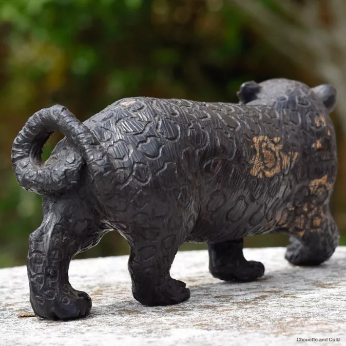 Léopard en bois d'ébène