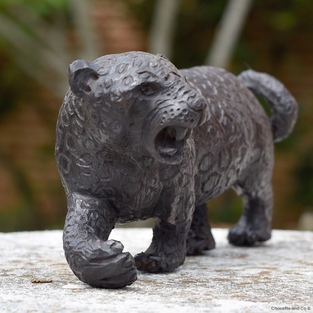 Léopard en bois d'ébène