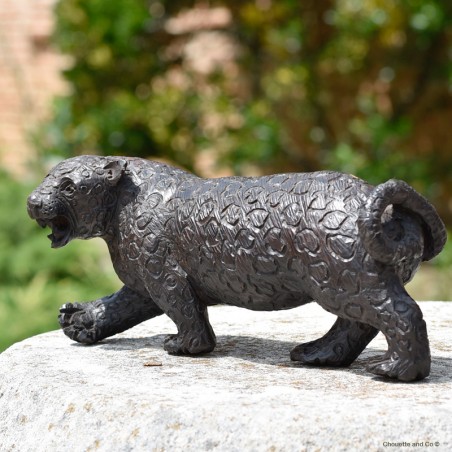 Léopard en bois d'ébène