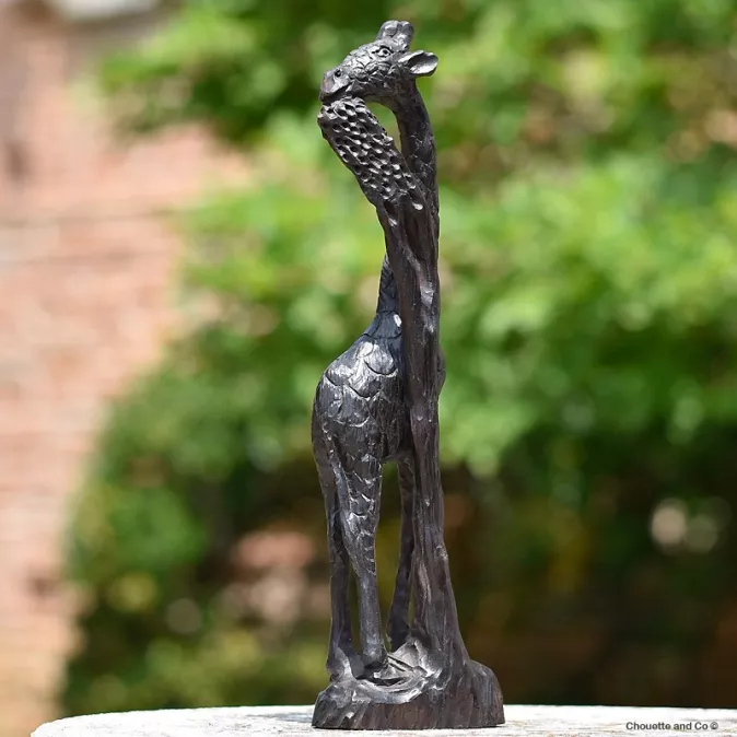 Girafe en bois d'ébène