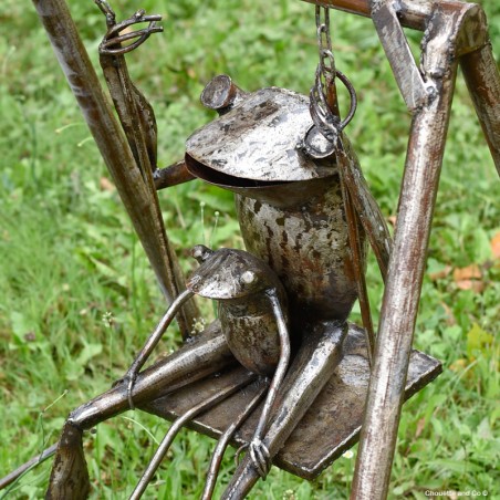 Grenouilles sur balançoire