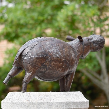Hippopotame naturel en métal