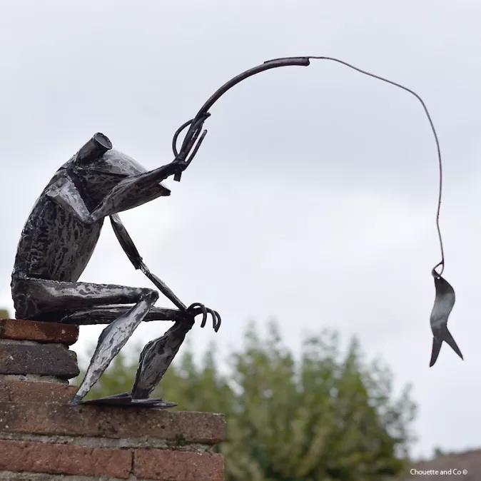 Grenouille qui pêche