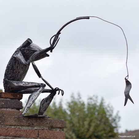 Grenouille qui pêche