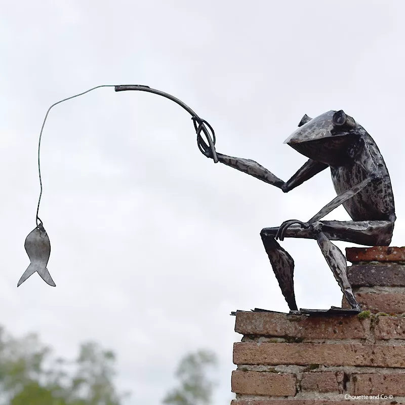 Grenouille qui pêche