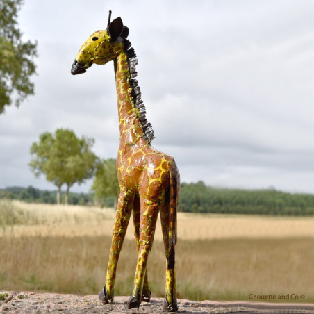 Girafe peinte main dos