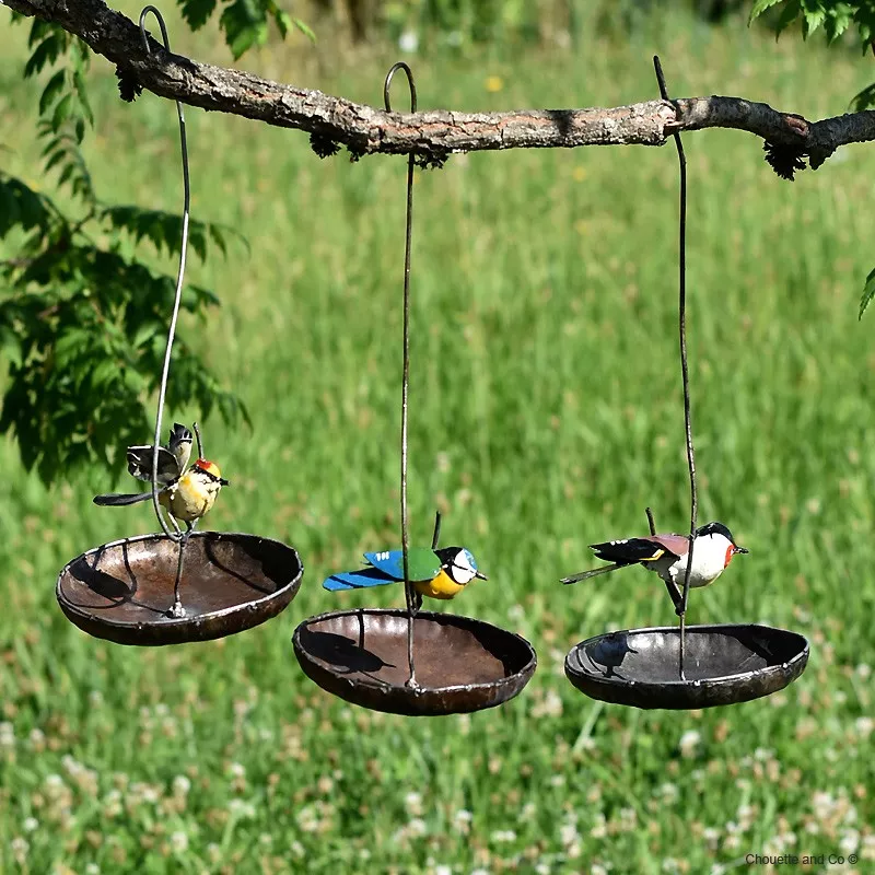 Suspension mangeoire ronde un oiseau peint main