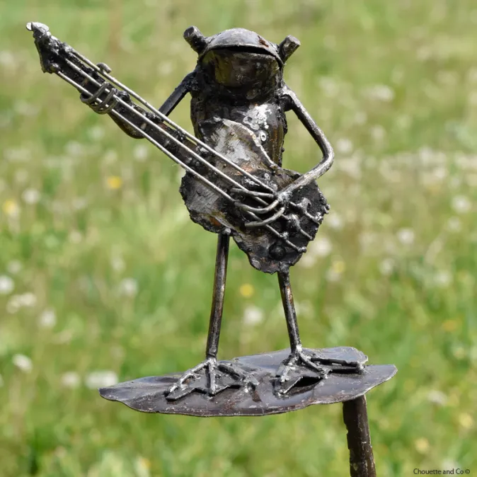 Grenouille sur tuteur petit modèle