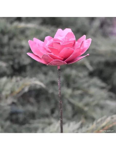 Fleur de Lotus rose en métal peint à la main