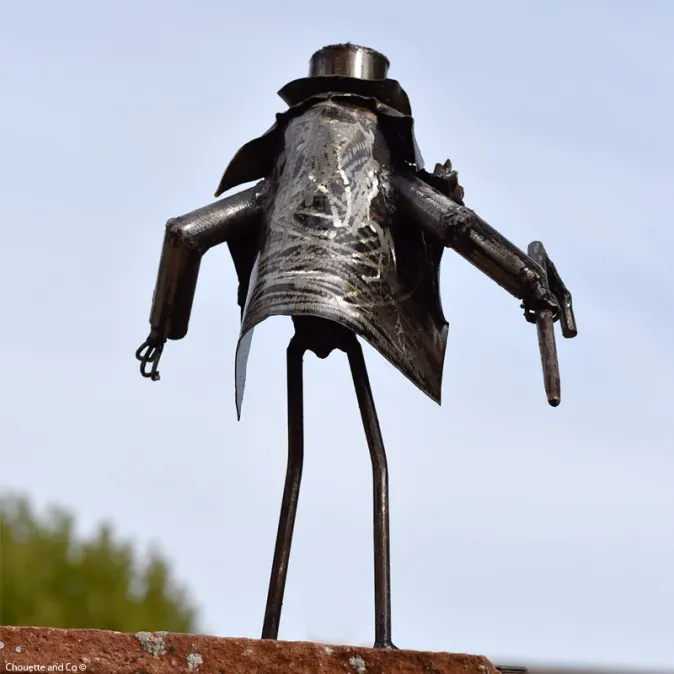 Grenouille gentleman en métal recyclé