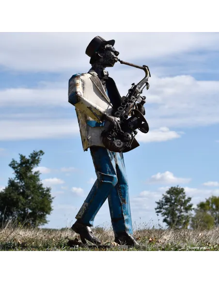 Jazzman en tôles bleues et blanches